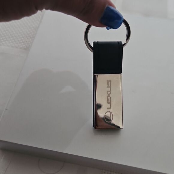 Silver and Black Keychain - Picture 12 of 16